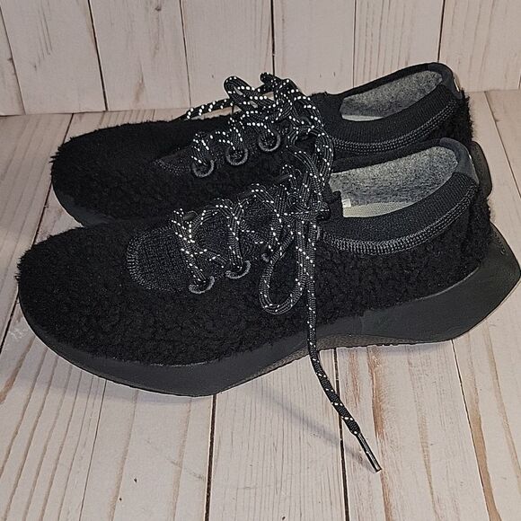 ALLBIRDS Tennis Shoes Women's Wool Runner Fluffs Black 7 Limited Edition Sherpa - Picture 3 of 9